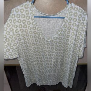 Loose flower print shirt